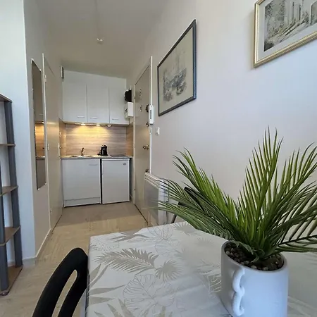 4 Couchages Cap D'agde Ct140-090 Agde